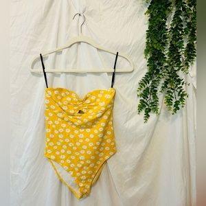 Daisy Strapless Bodysuit NWOT Forever 21